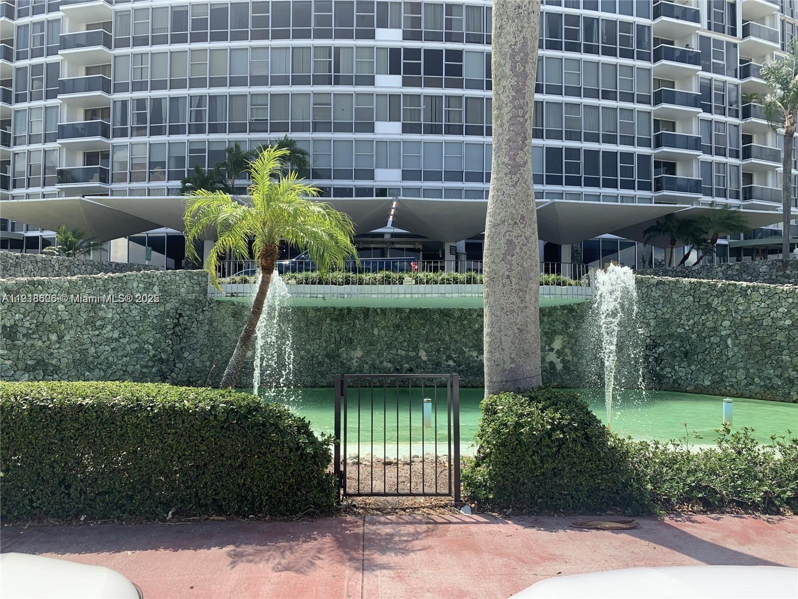 900 Bay Dr #211 Miami Beach, FL 33141