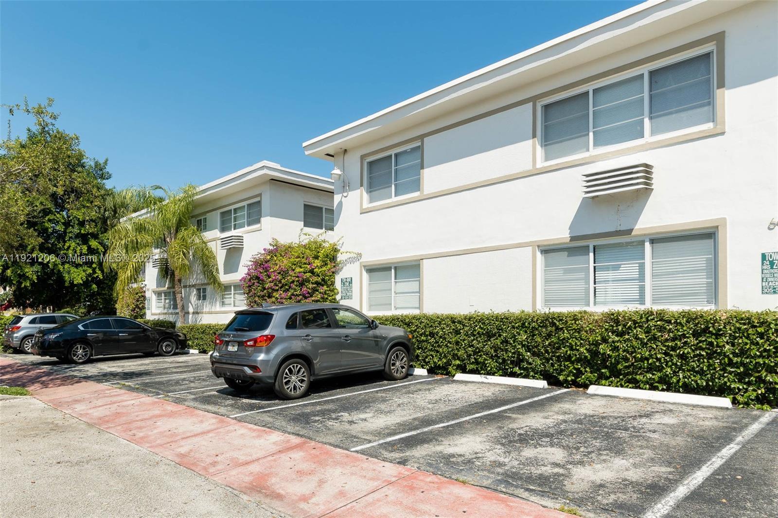 6921 Rue Vendome #1 Miami Beach, FL 33141