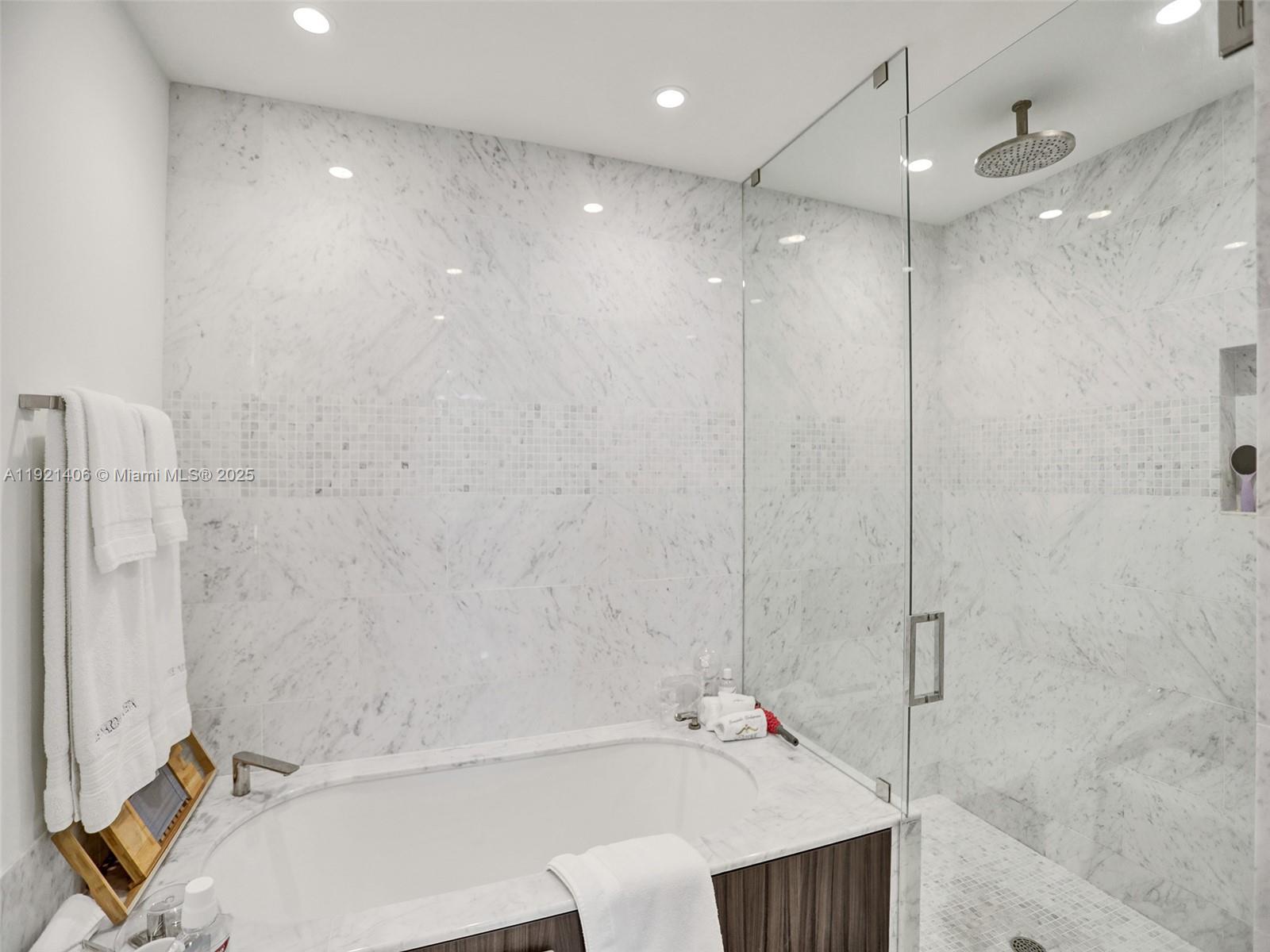 1000 Brickell Plz #PH5103 Miami, FL 33131