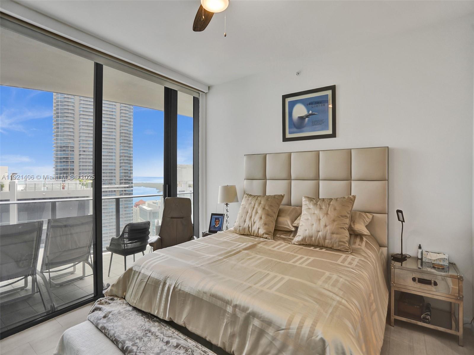1000 Brickell Plz #PH5103 Miami, FL 33131
