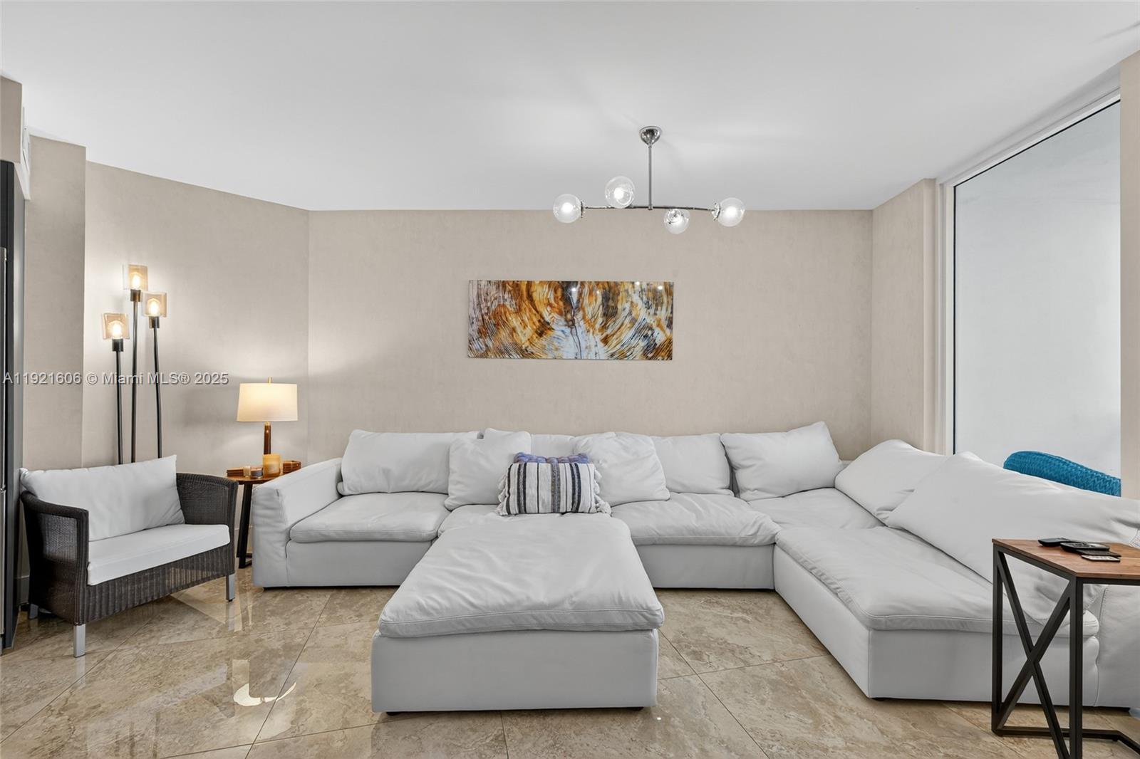 9821 E Bay Hbr Dr #402 Bay Harbor Islands, FL 33154