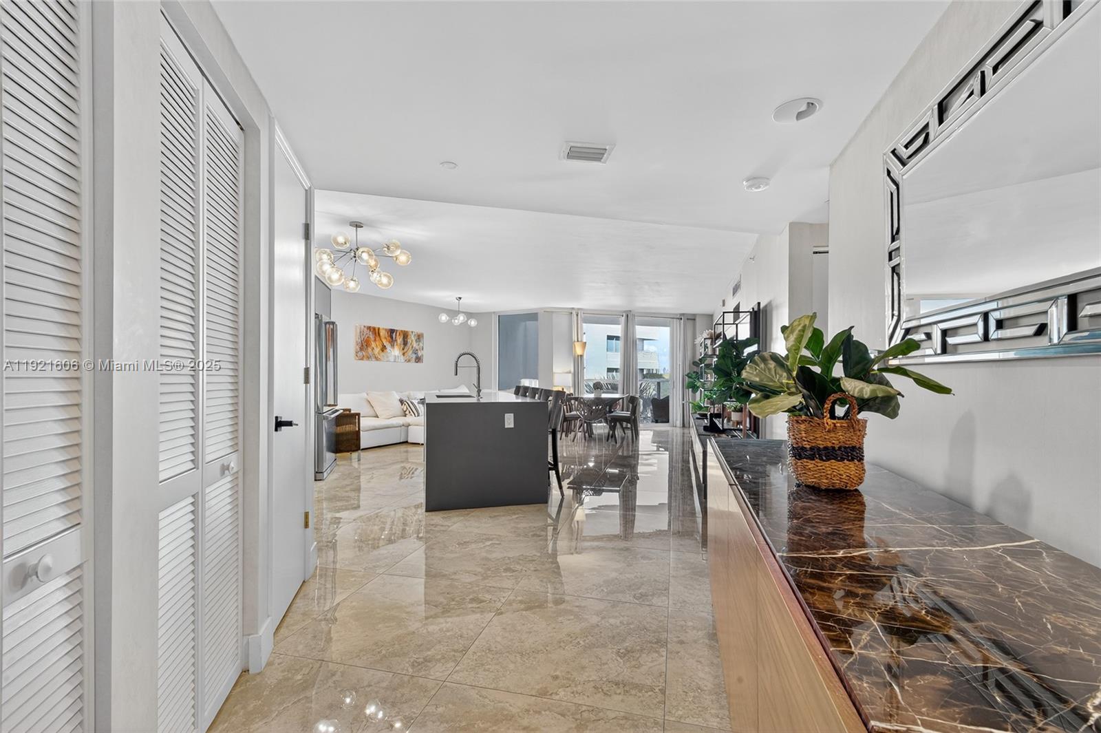 9821 E Bay Hbr Dr #402 Bay Harbor Islands, FL 33154