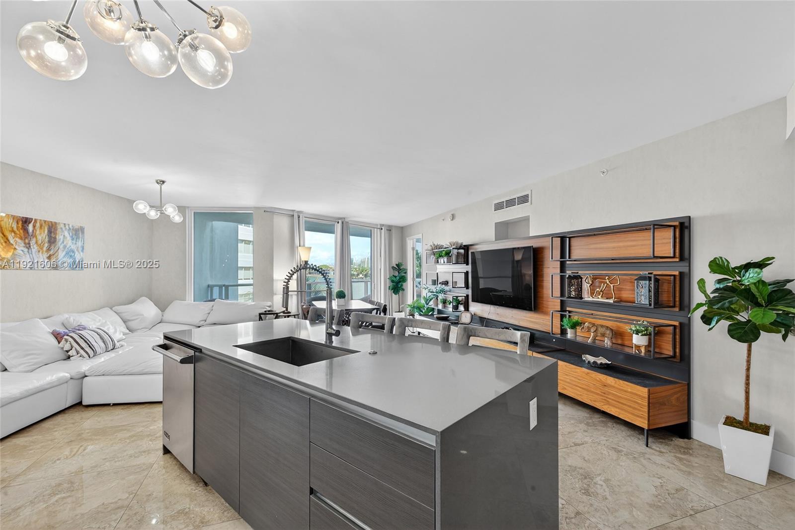 9821 E Bay Hbr Dr #402 Bay Harbor Islands, FL 33154