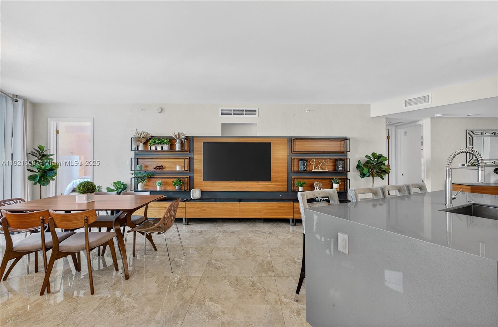 9821 E Bay Hbr Dr #402 Bay Harbor Islands, FL 33154