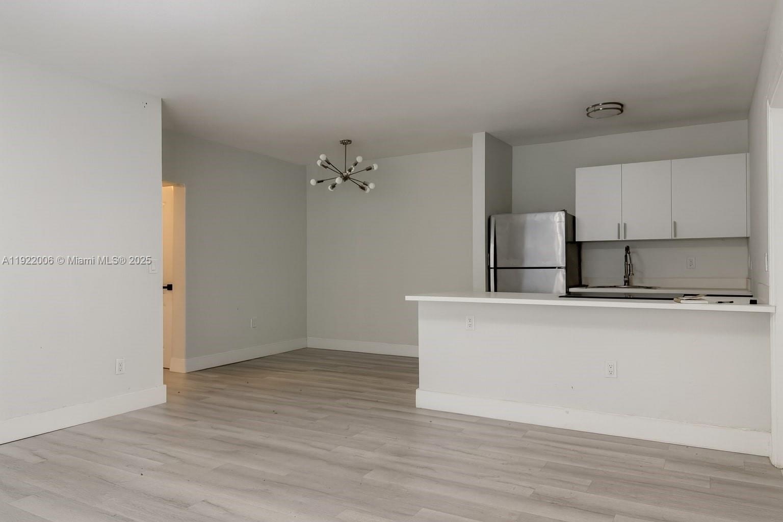 10190 E Bay Hbr Dr #4E Bay Harbor Islands, FL 33154