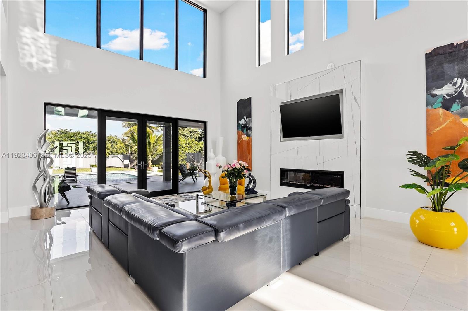 81 S Royal Poinciana Blvd Miami Springs, FL 33166