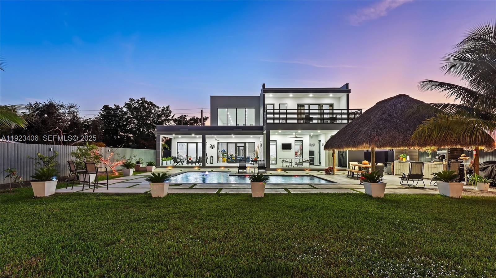 81 S Royal Poinciana Blvd Miami Springs, FL 33166