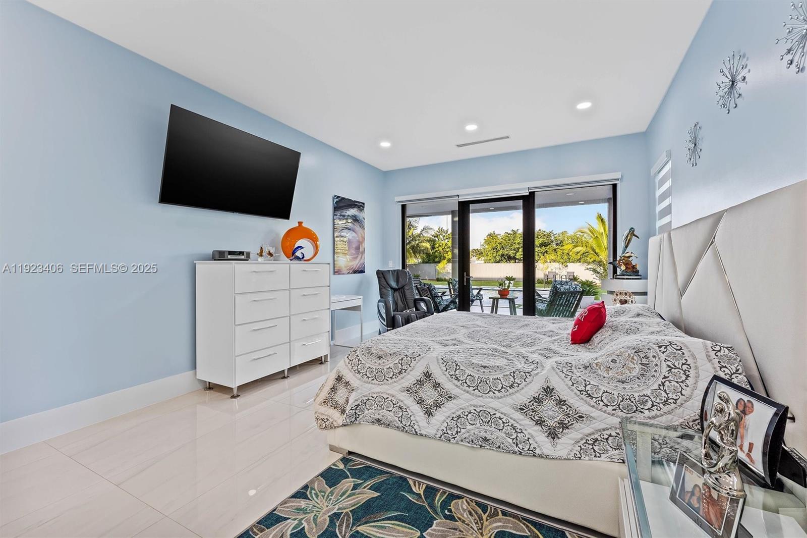 81 S Royal Poinciana Blvd Miami Springs, FL 33166