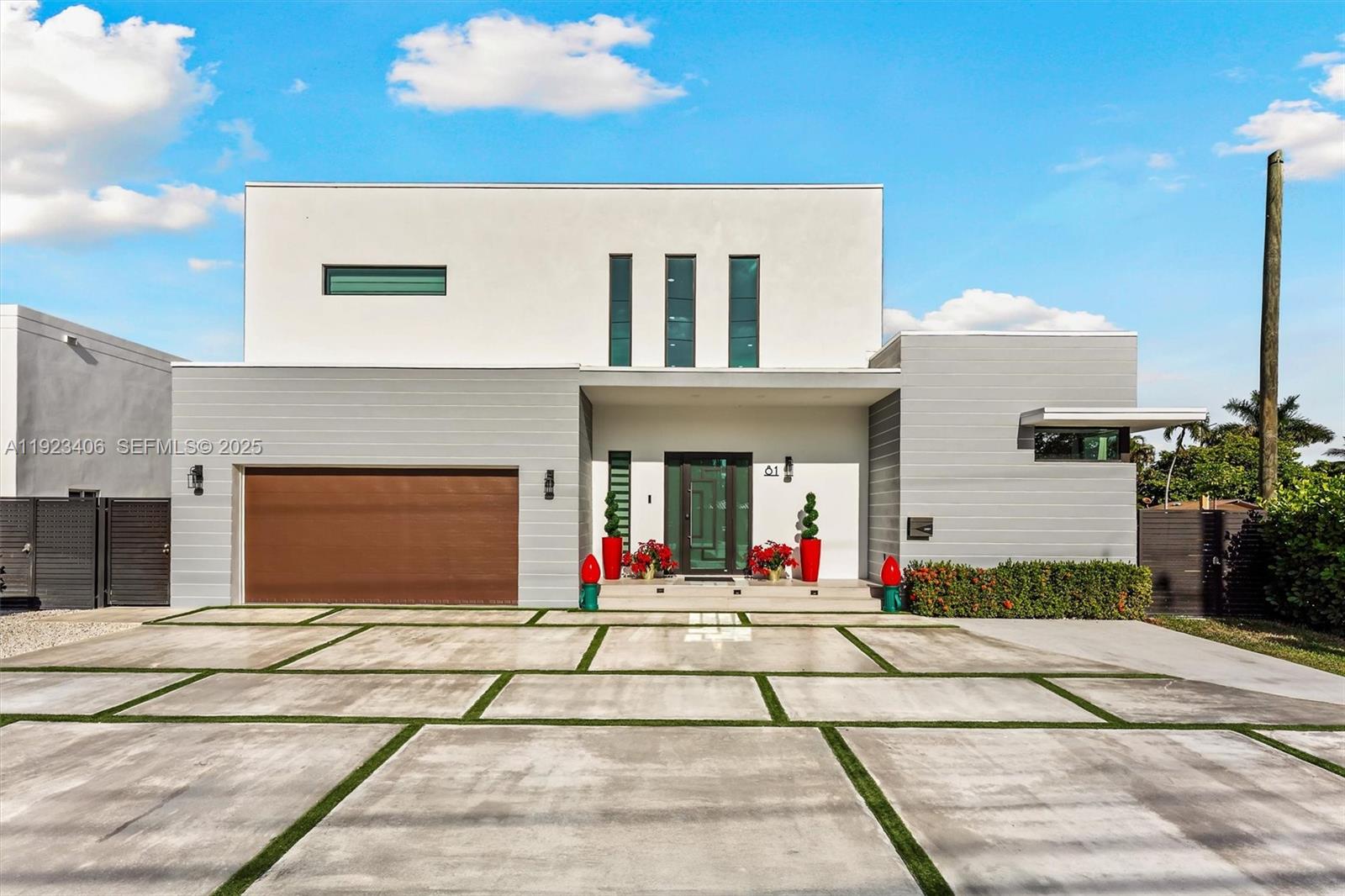 81 S Royal Poinciana Blvd Miami Springs, FL 33166