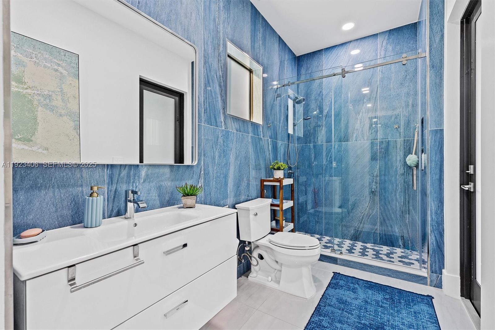 81 S Royal Poinciana Blvd Miami Springs, FL 33166