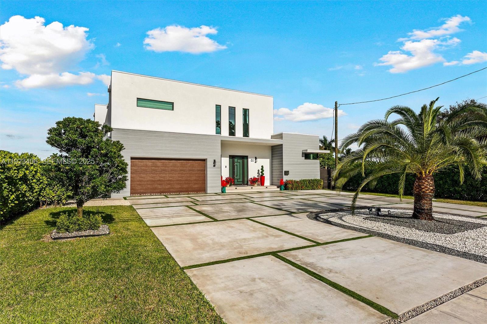 81 S Royal Poinciana Blvd Miami Springs, FL 33166