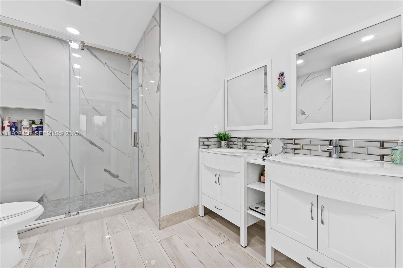 81 S Royal Poinciana Blvd Miami Springs, FL 33166