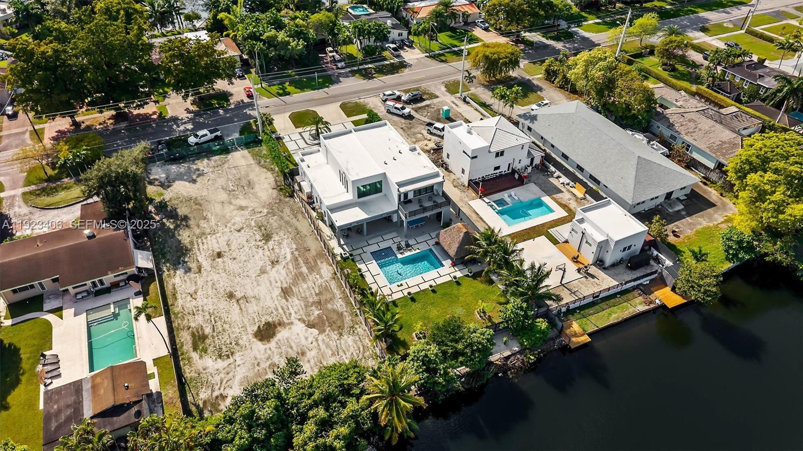 81 S Royal Poinciana Blvd Miami Springs, FL 33166