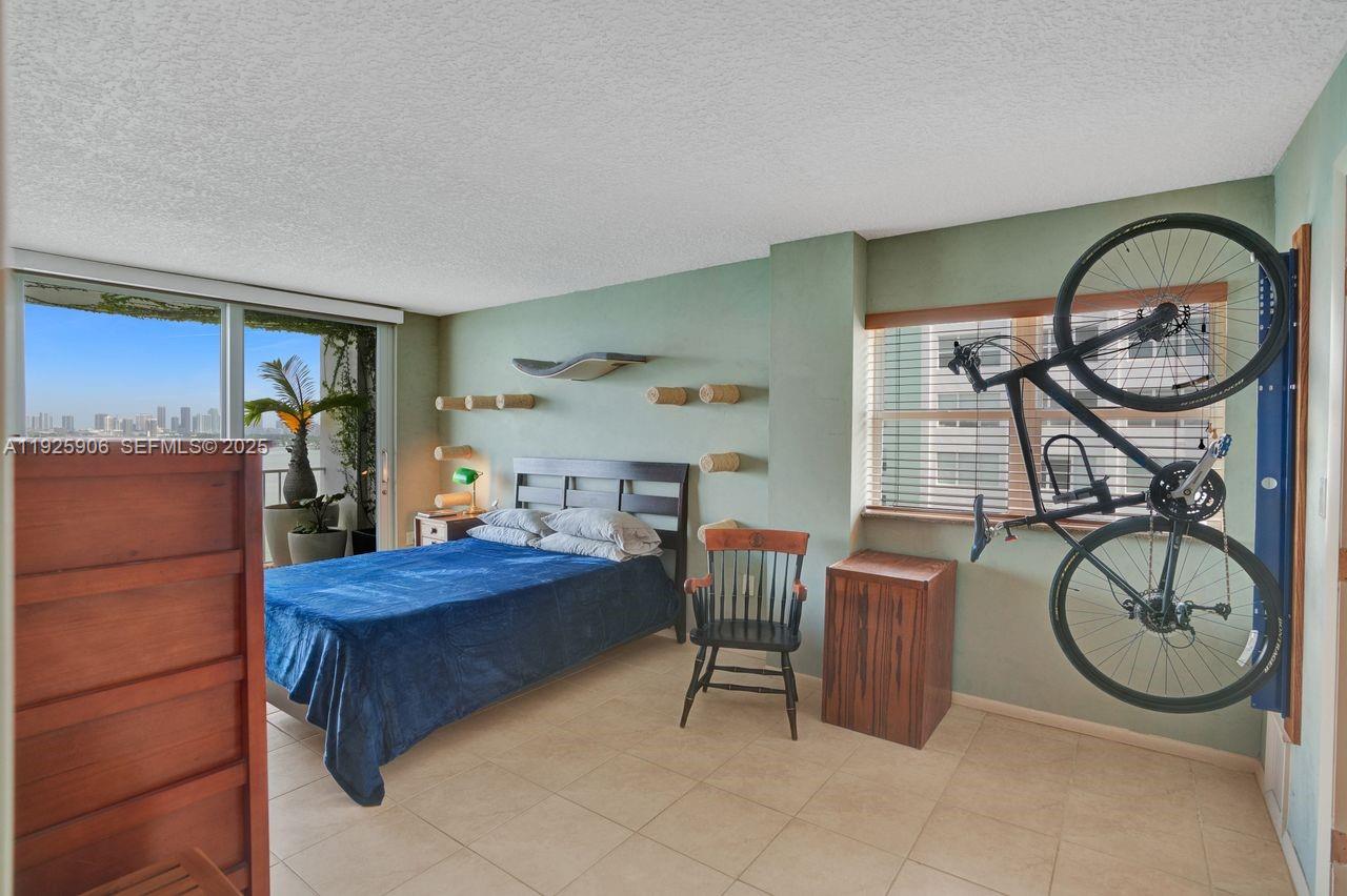 1228 West Ave #1002 Miami Beach, FL 33139