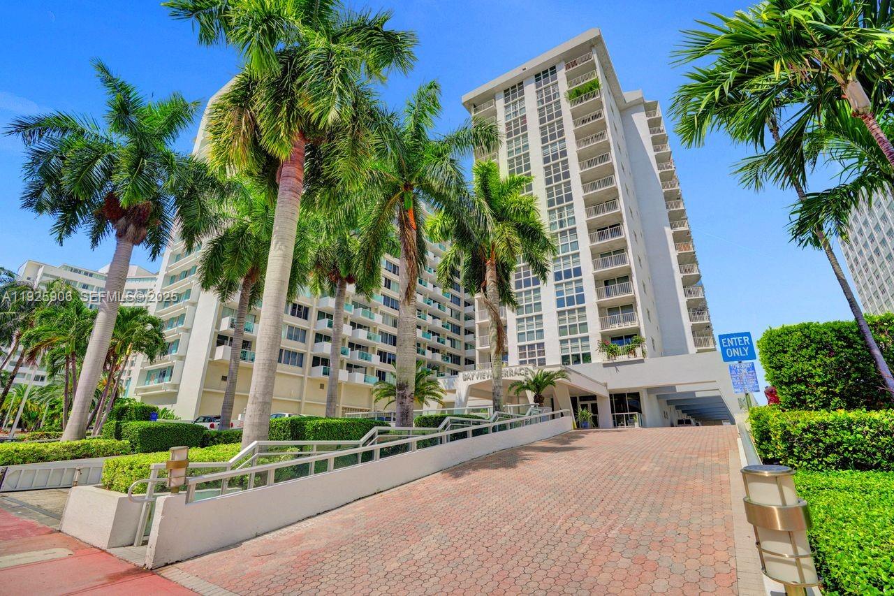 1228 West Ave #1002 Miami Beach, FL 33139