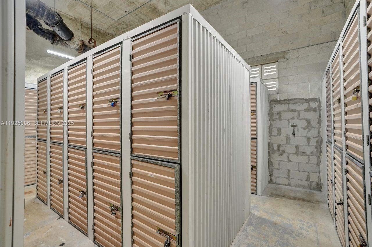 1228 West Ave #1002 Miami Beach, FL 33139