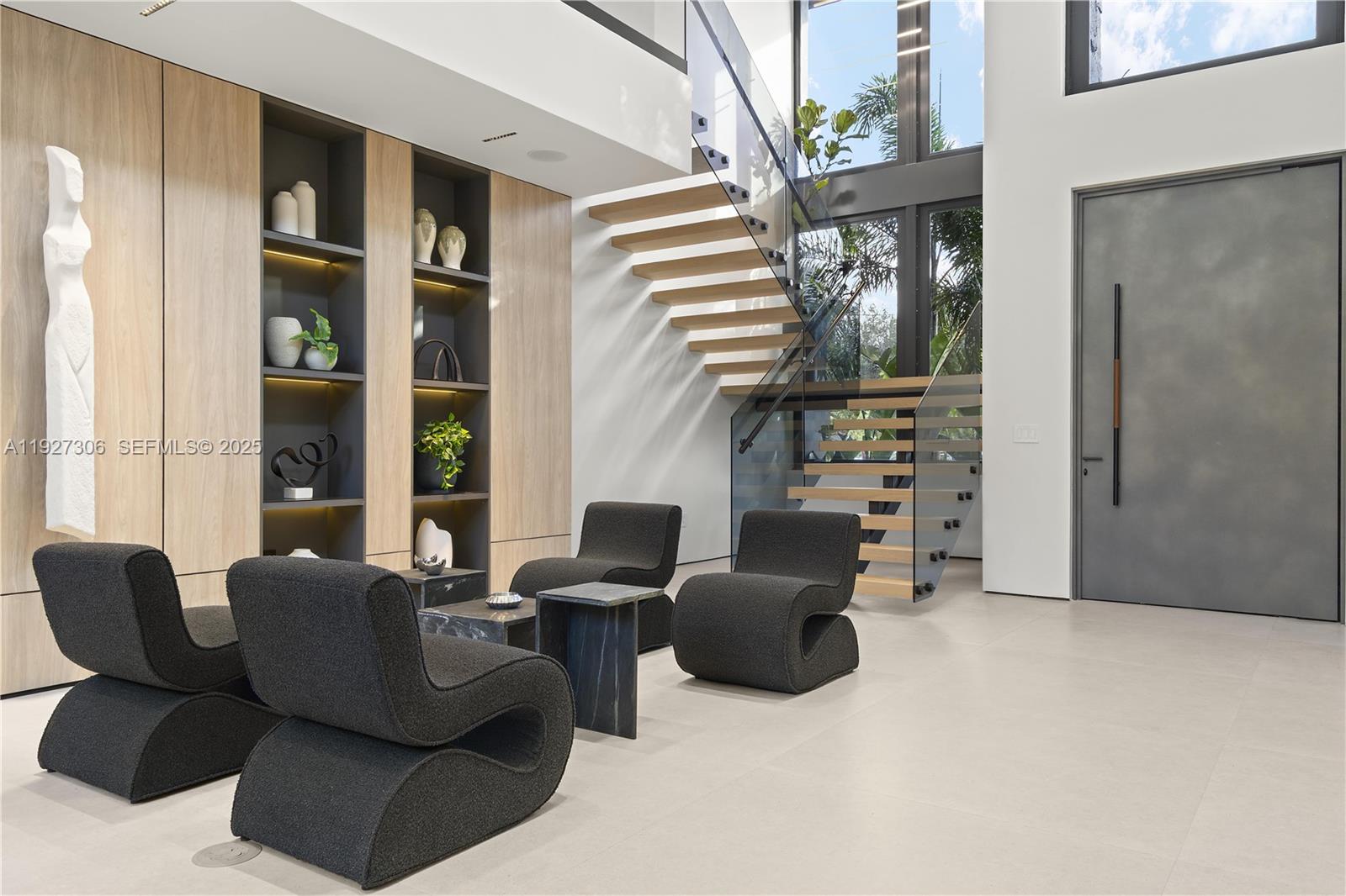 1008 NE 114th St Biscayne Park, FL 33161