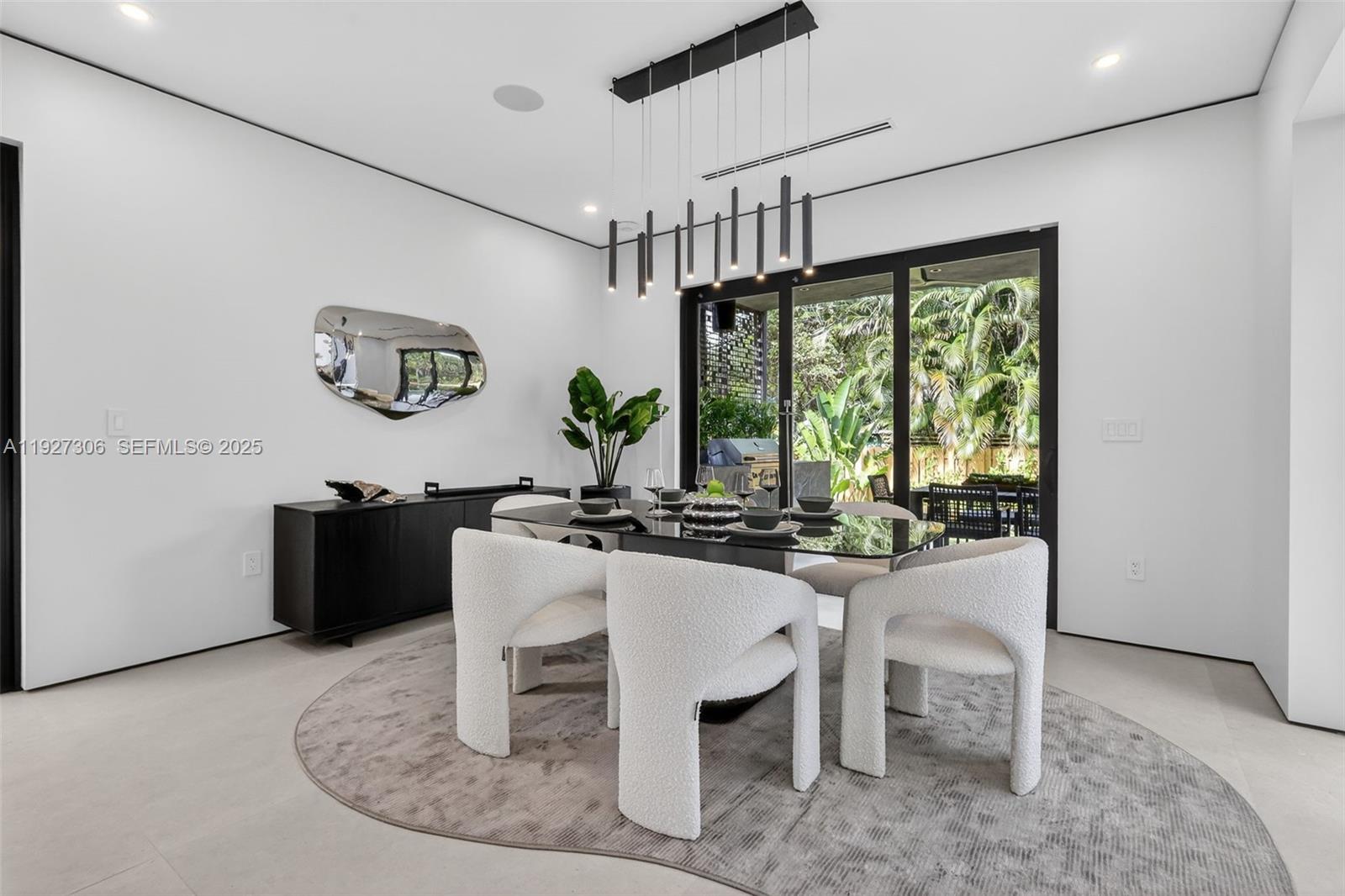 1008 NE 114th St Biscayne Park, FL 33161