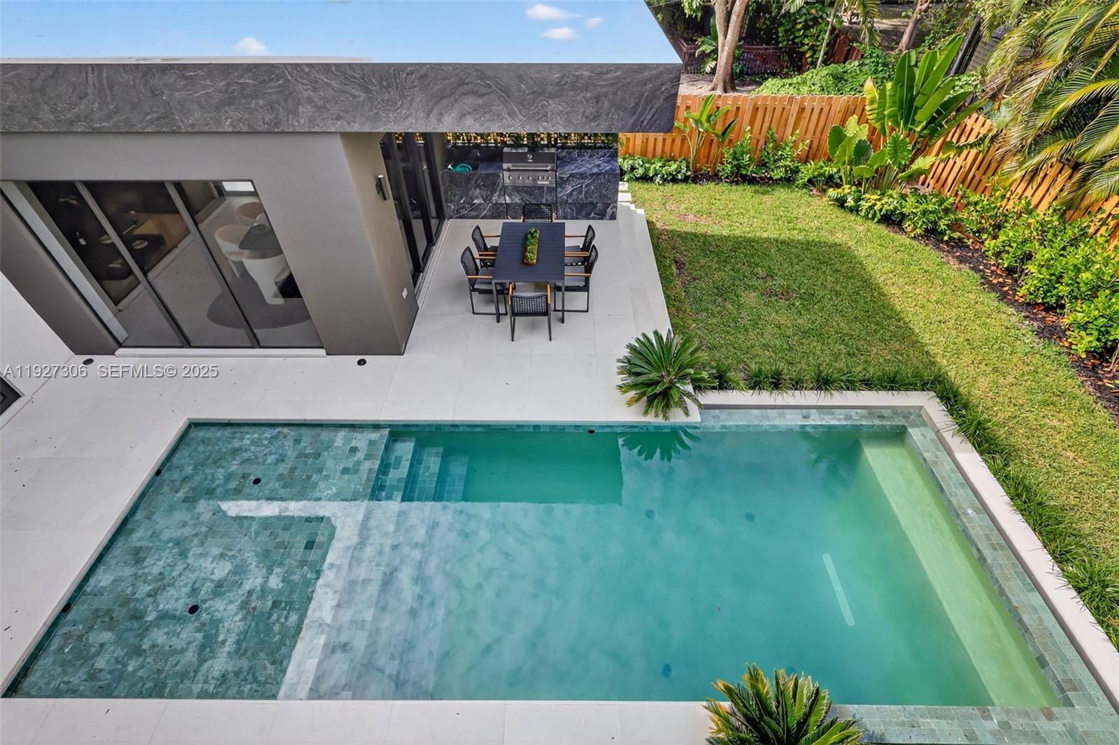 1008 NE 114th St Biscayne Park, FL 33161