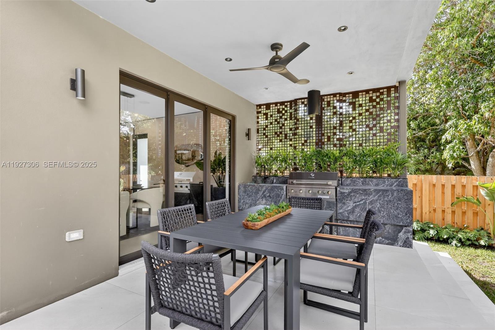 1008 NE 114th St Biscayne Park, FL 33161