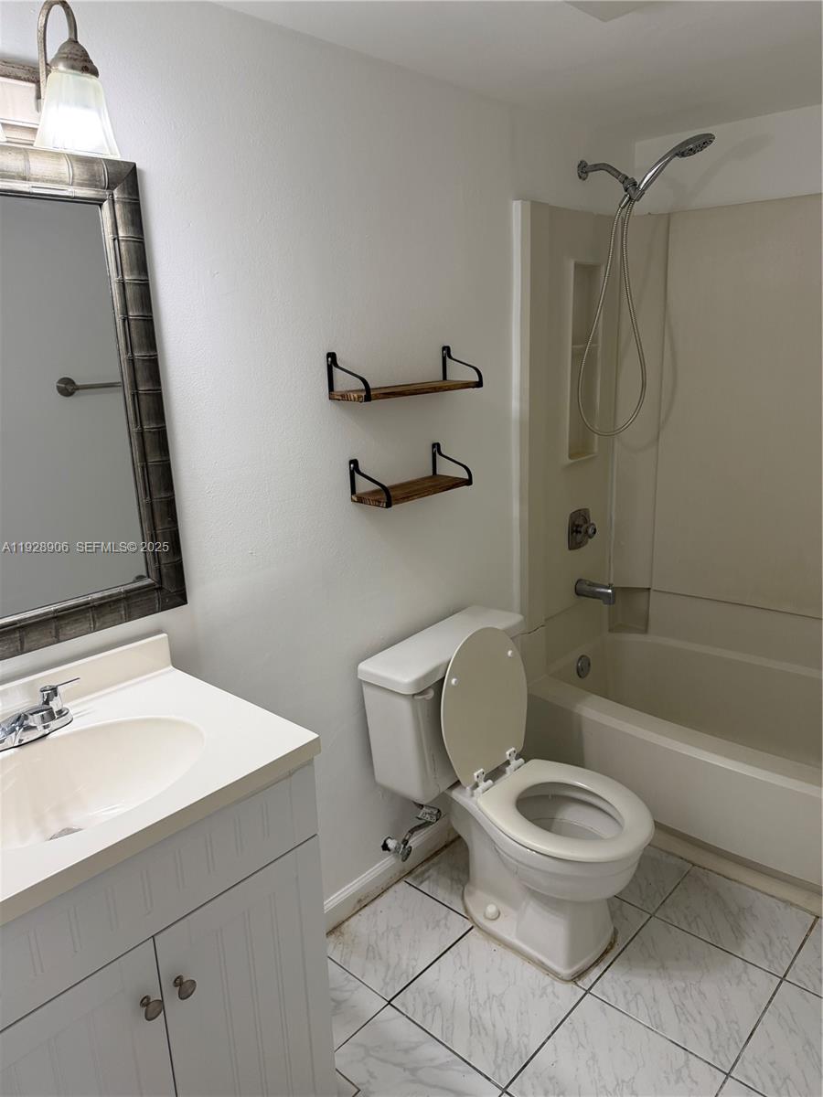 1125 S Flagler Ave #511 Pompano Beach, FL 33060