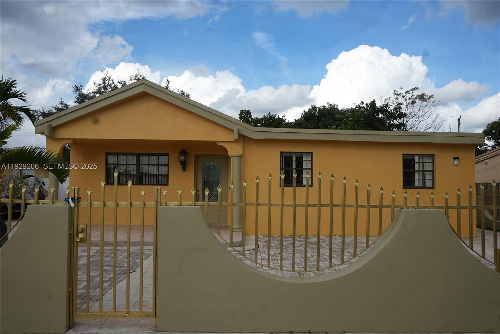 3285 NW 97th St Miami, FL 33147