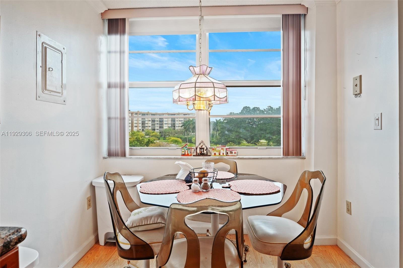 900 Saint Charles Pl #419 Pembroke Pines, FL 33026