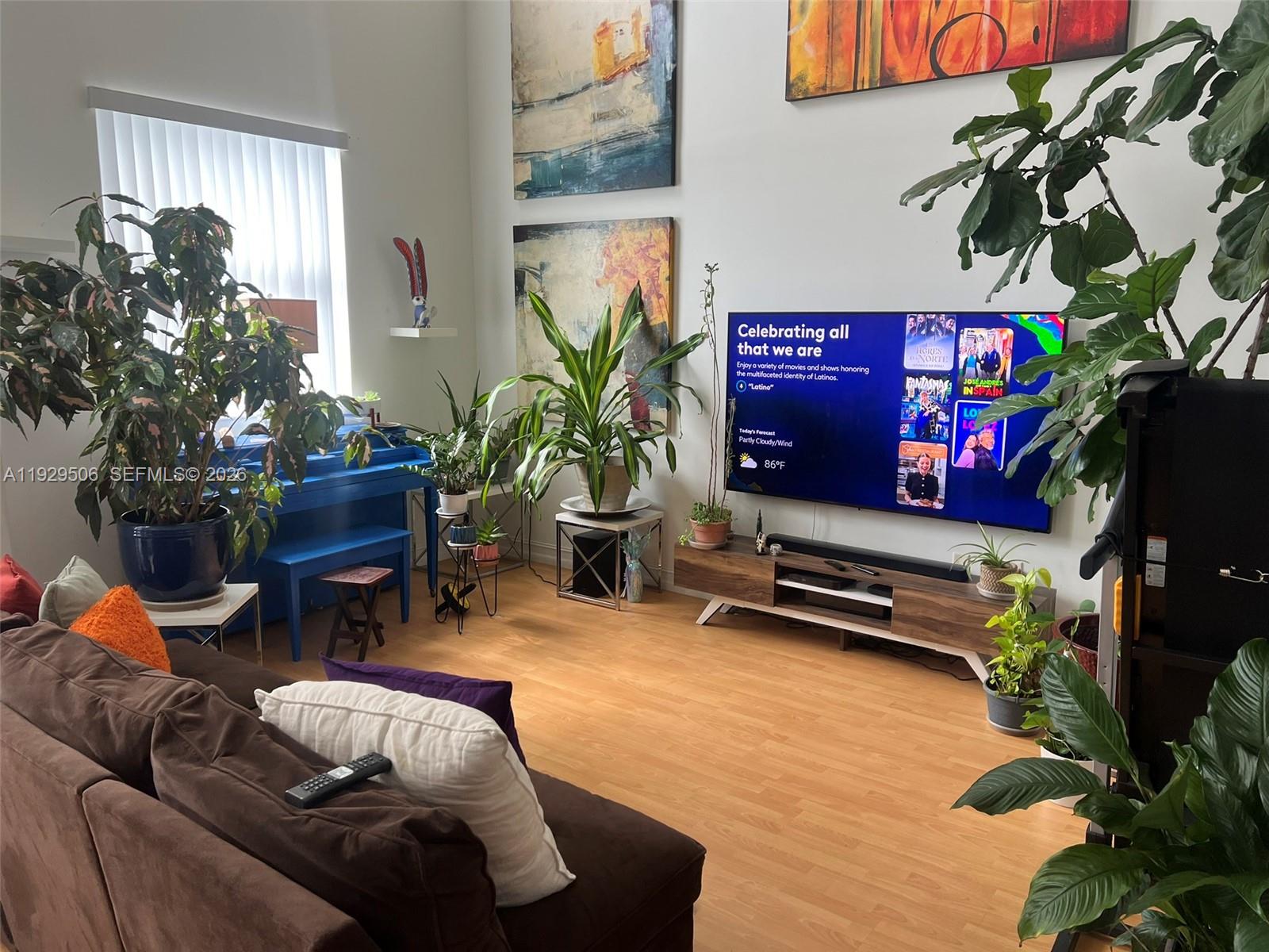 1 Glen Royal Pkwy #1612 Miami, FL 33125