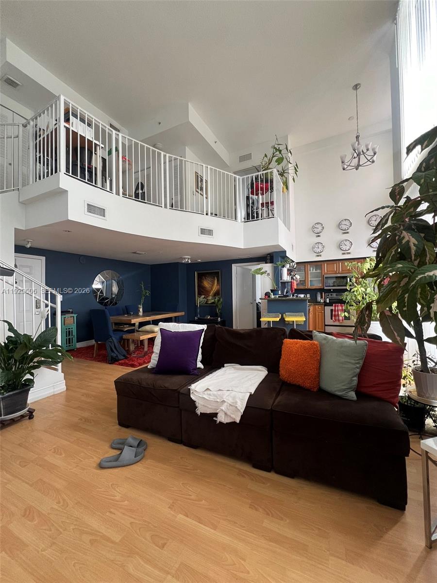 1 Glen Royal Pkwy #1612 Miami, FL 33125