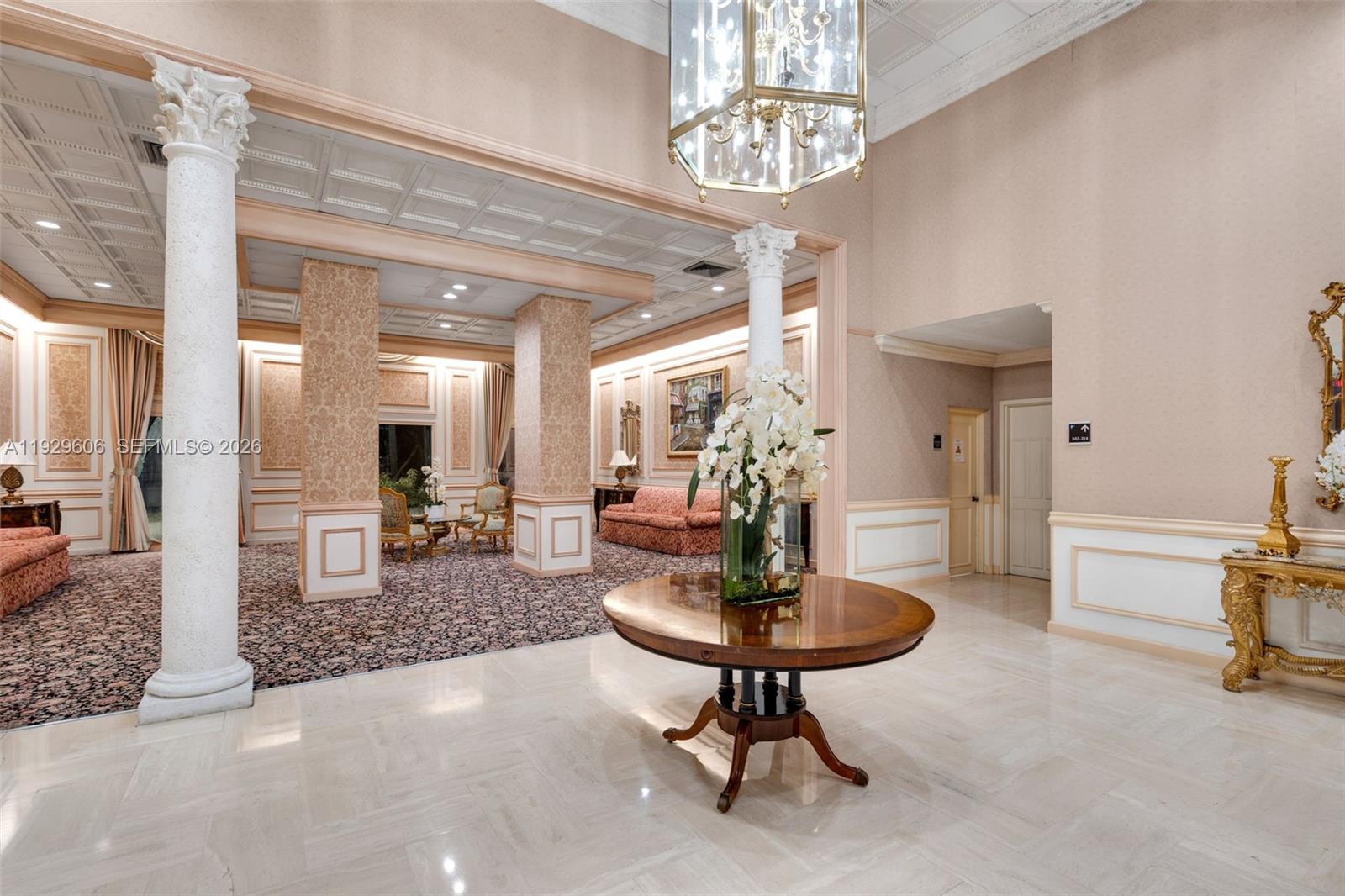 2500 Parkview Dr #2102 Hallandale Beach, FL 33009