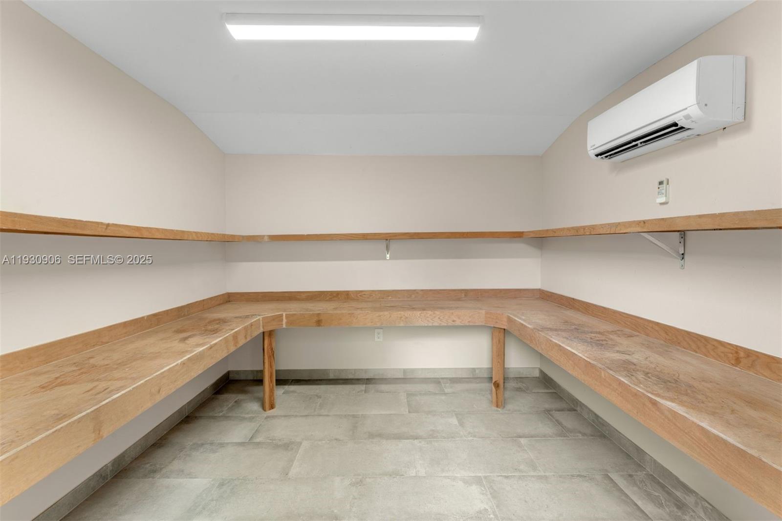 6701 SW 49th Ter Miami, FL 33155