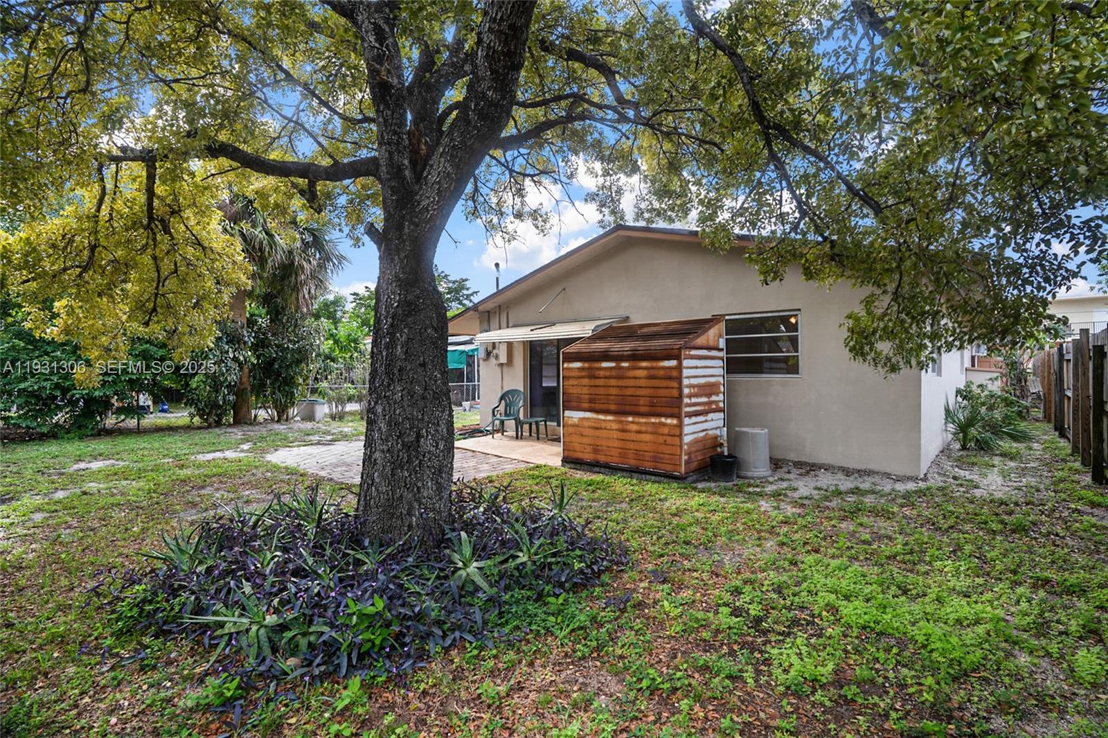 3660 NE 12th Ave Pompano Beach, FL 33064