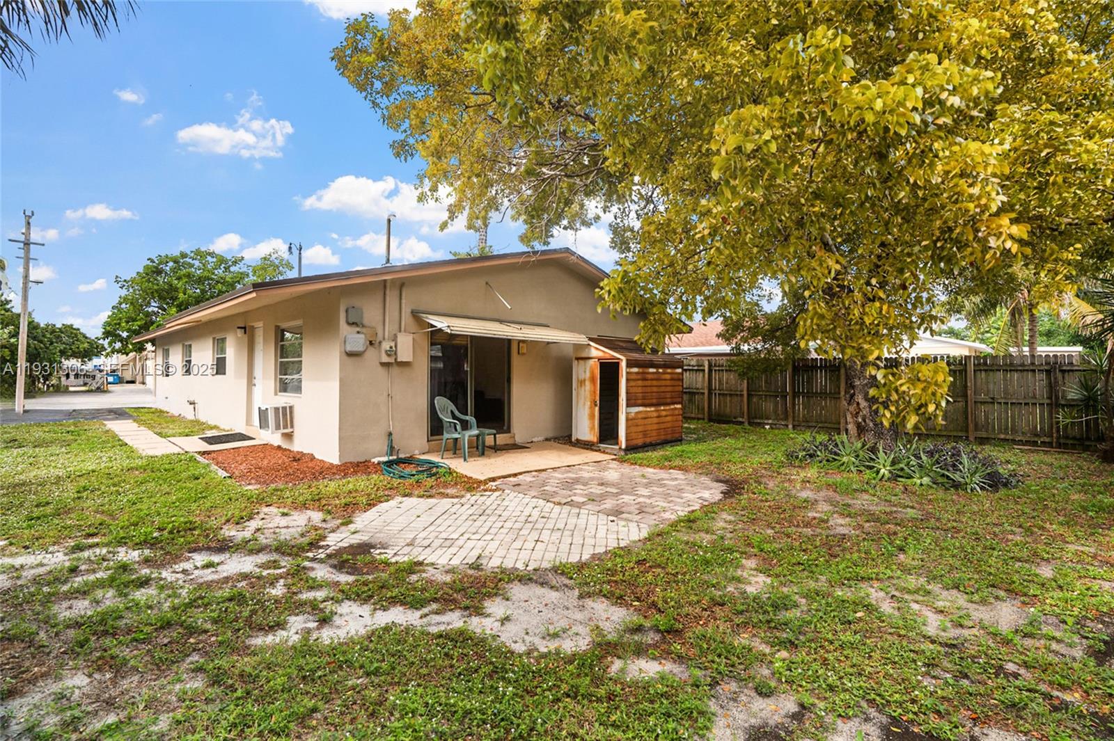 3660 NE 12th Ave Pompano Beach, FL 33064