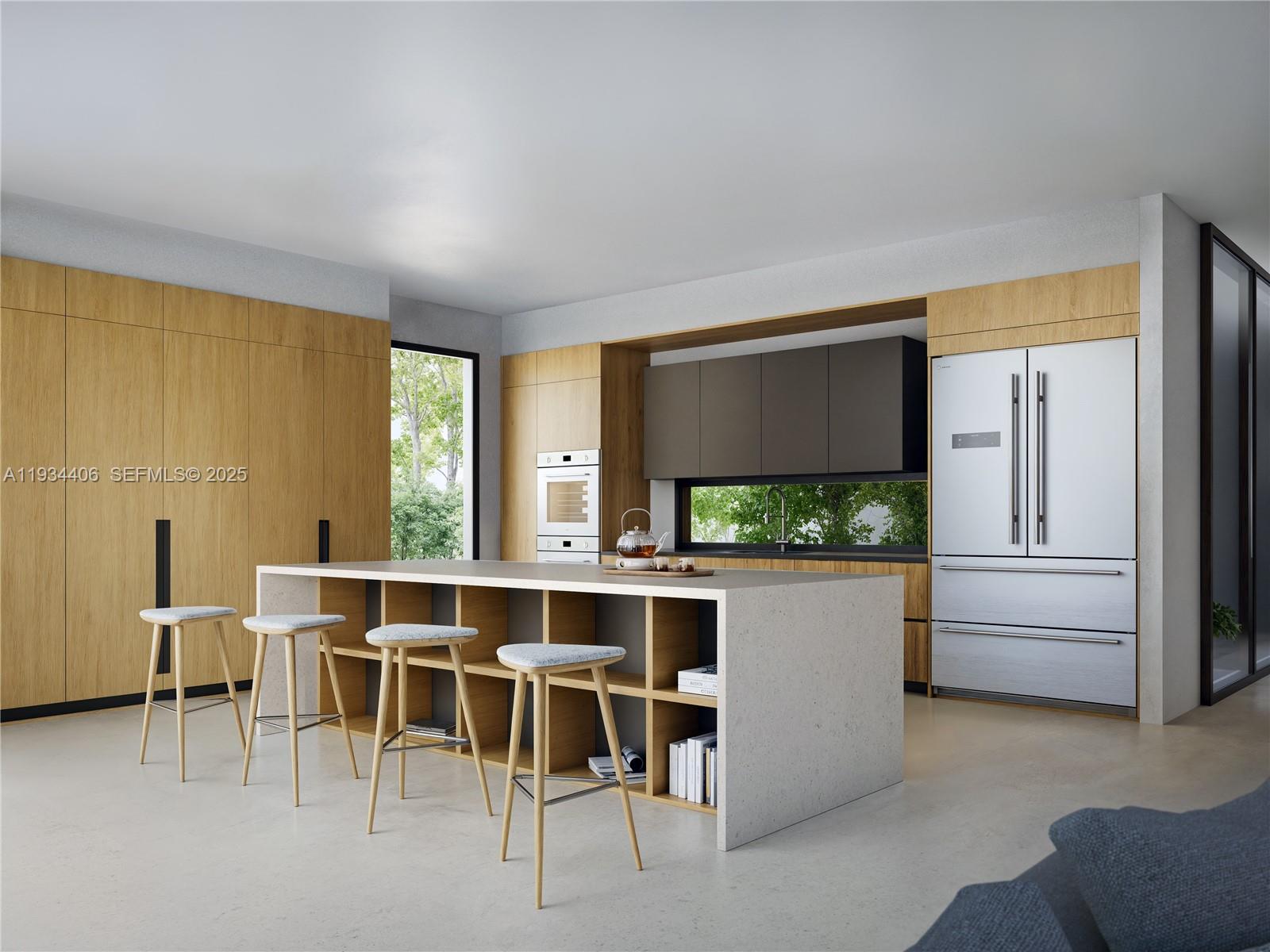 2096 Alamanda Dr North Miami, FL 33181