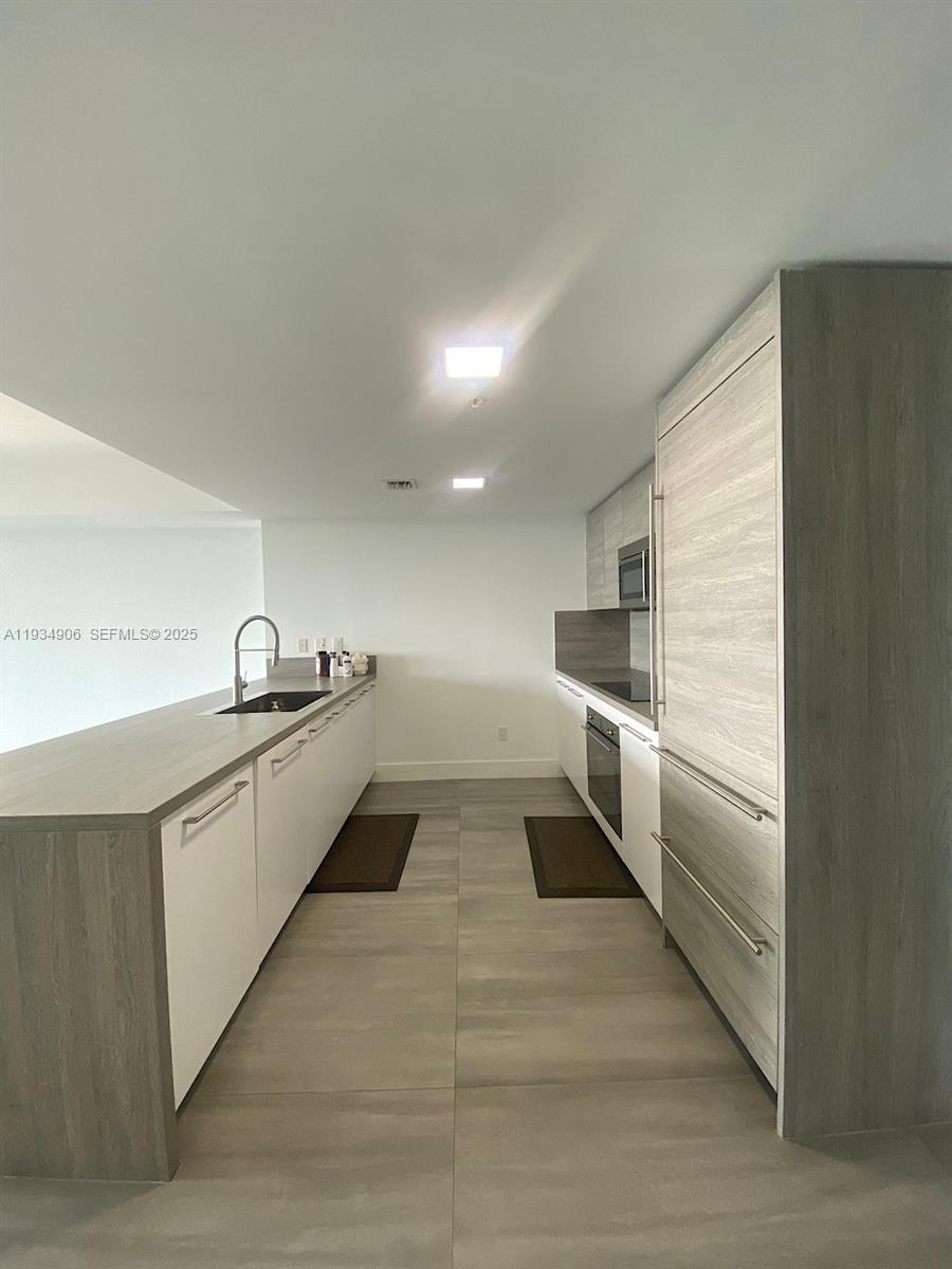 image 400 Sunny Isles5