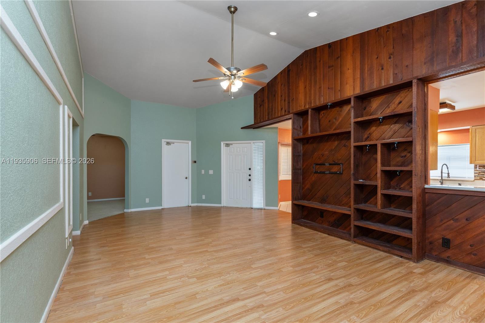 9360 S Chelsea Dr S Plantation, FL 33324