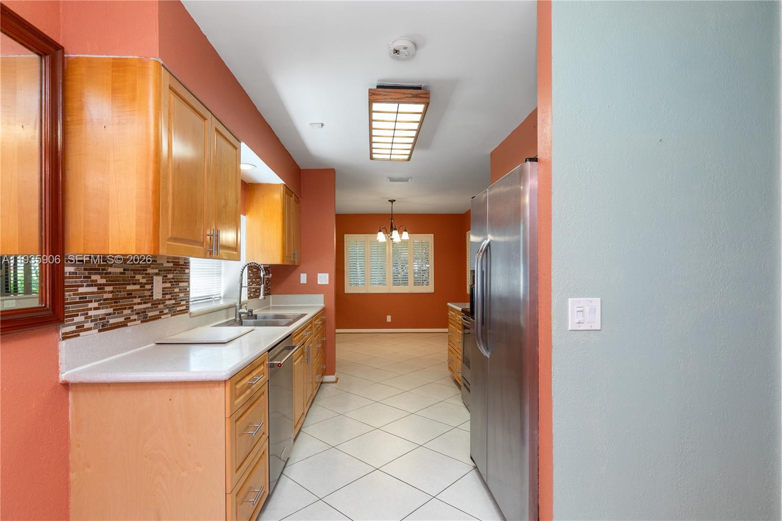 9360 S Chelsea Dr S Plantation, FL 33324