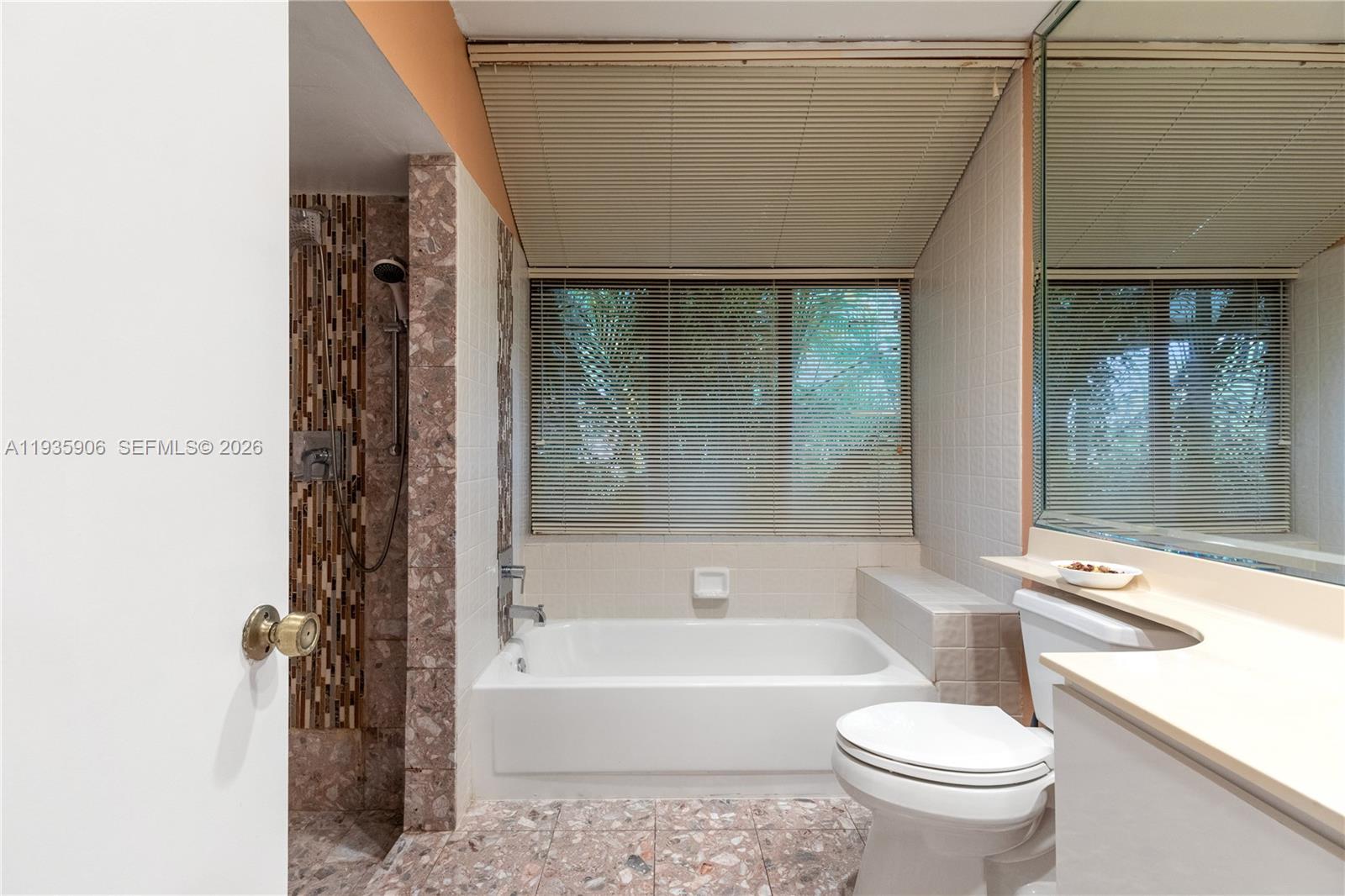 9360 S Chelsea Dr S Plantation, FL 33324