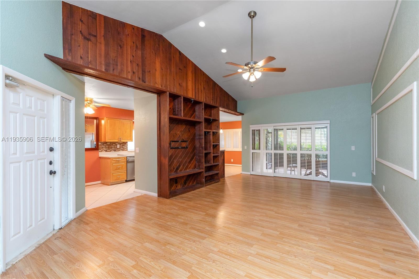 9360 S Chelsea Dr S Plantation, FL 33324