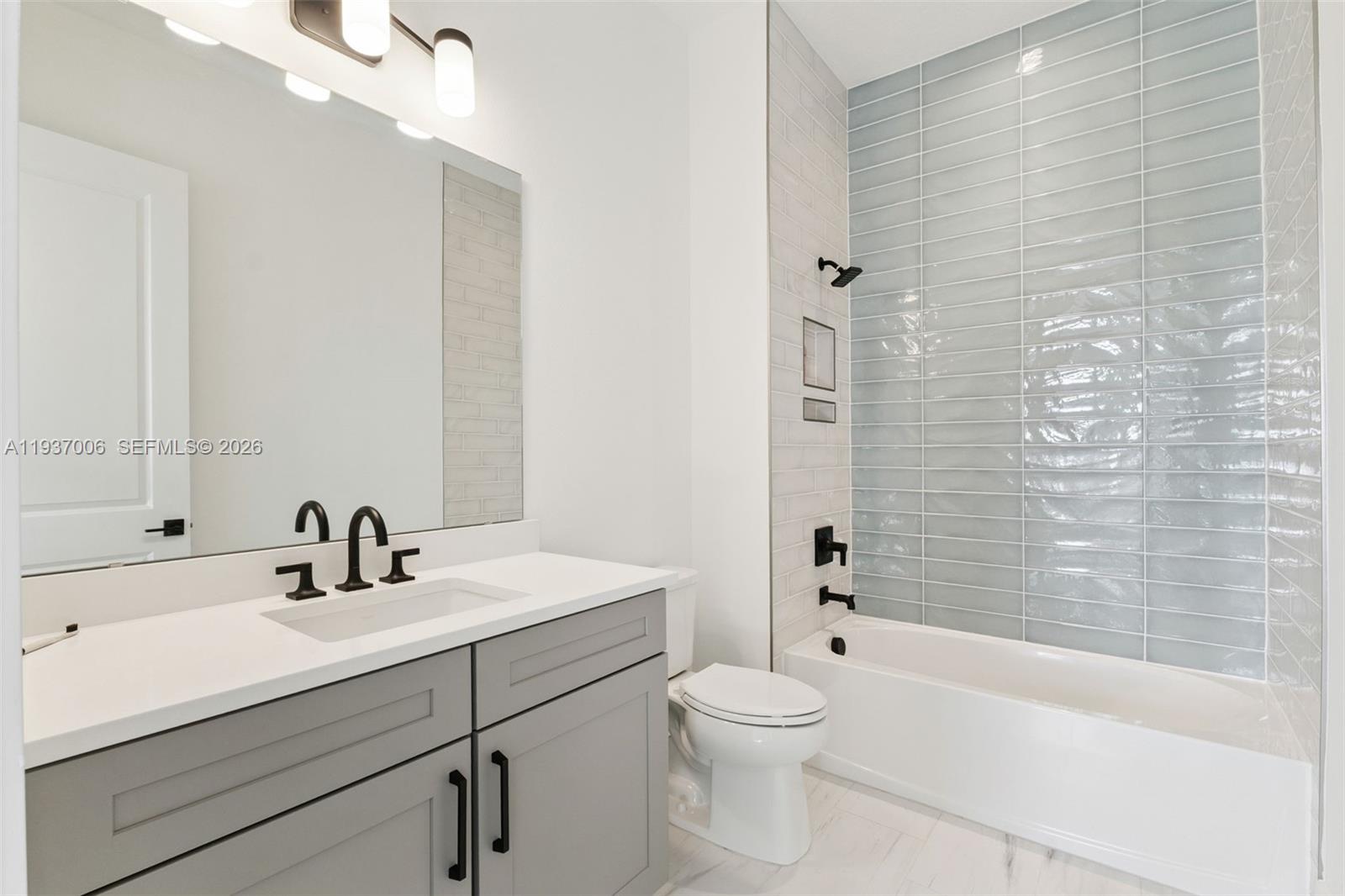 9720 Laurel Berry Dr Orlando, FL 32827