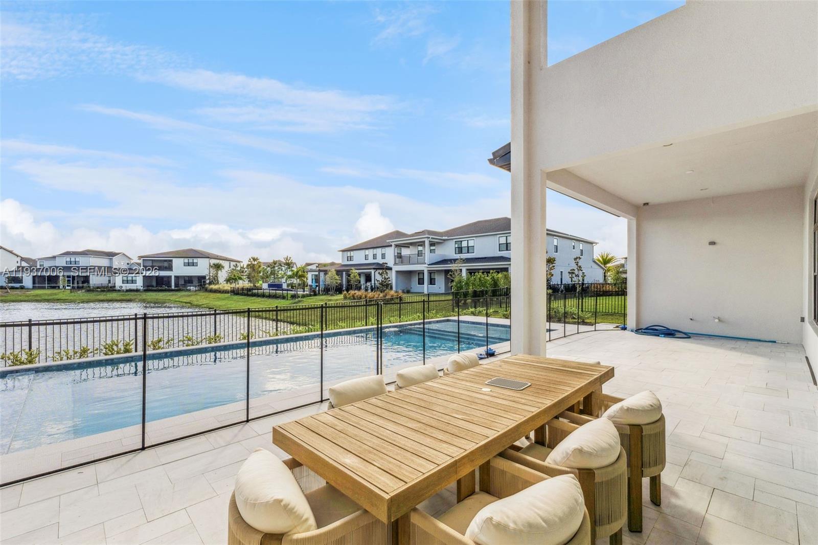 9720 Laurel Berry Dr Orlando, FL 32827