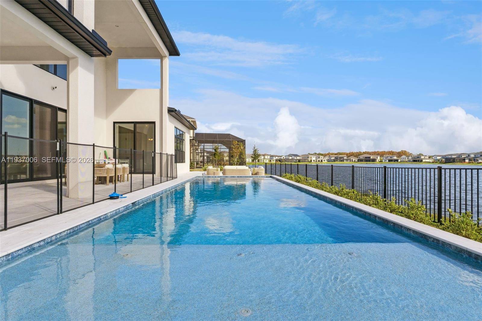 9720 Laurel Berry Dr Orlando, FL 32827