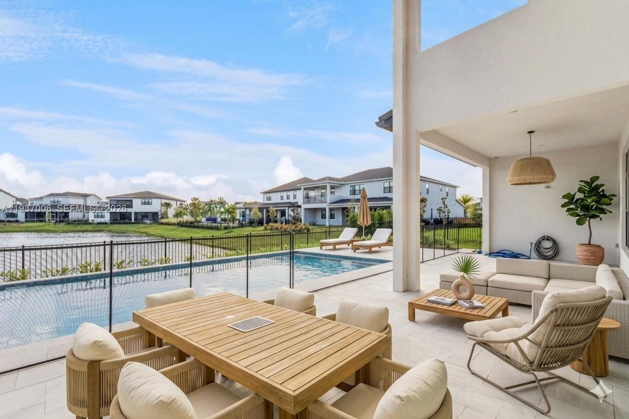 9720 Laurel Berry Dr Orlando, FL 32827