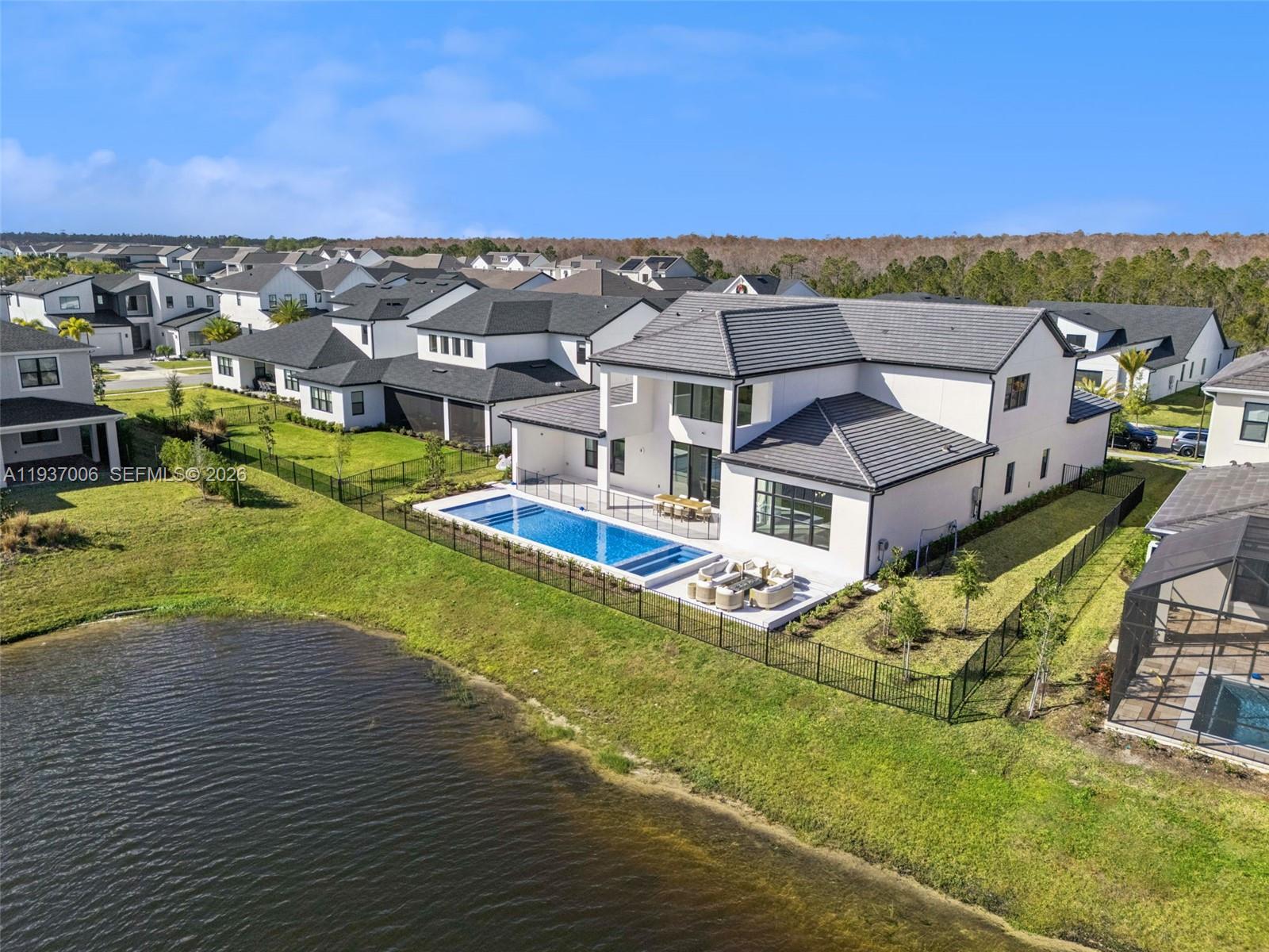 9720 Laurel Berry Dr Orlando, FL 32827