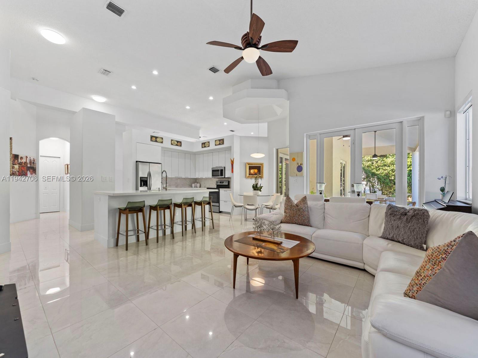 8945 SW 162nd Ter Palmetto Bay, FL 33157