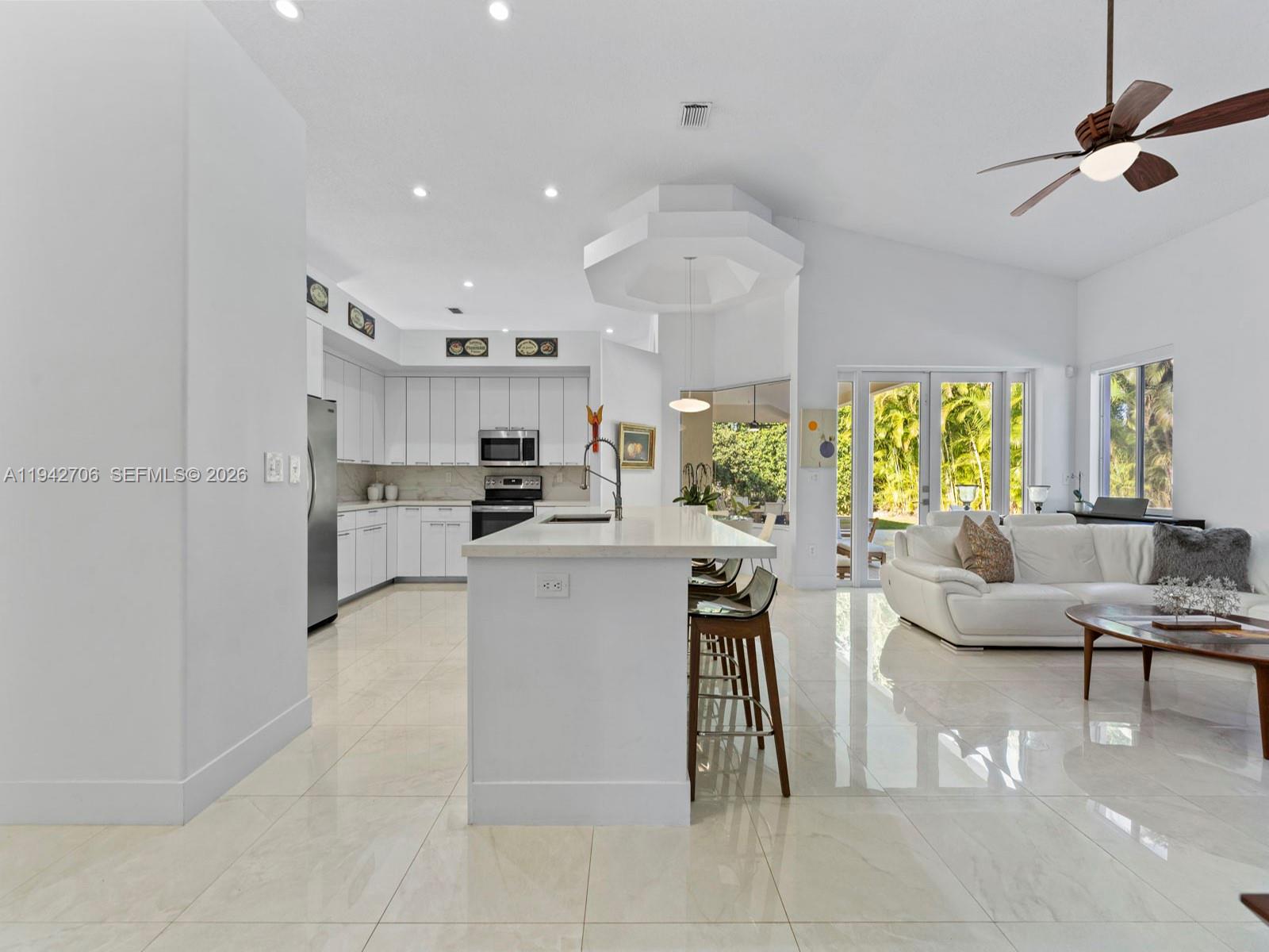 8945 SW 162nd Ter Palmetto Bay, FL 33157