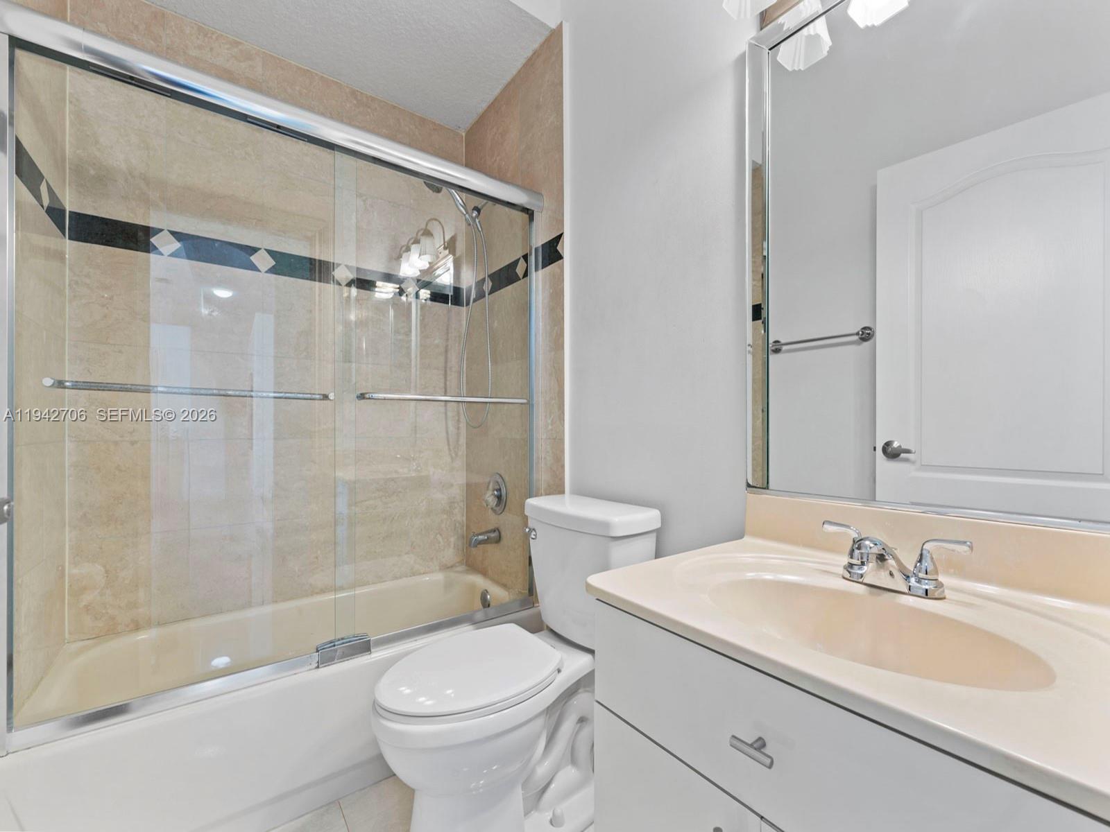 8945 SW 162nd Ter Palmetto Bay, FL 33157