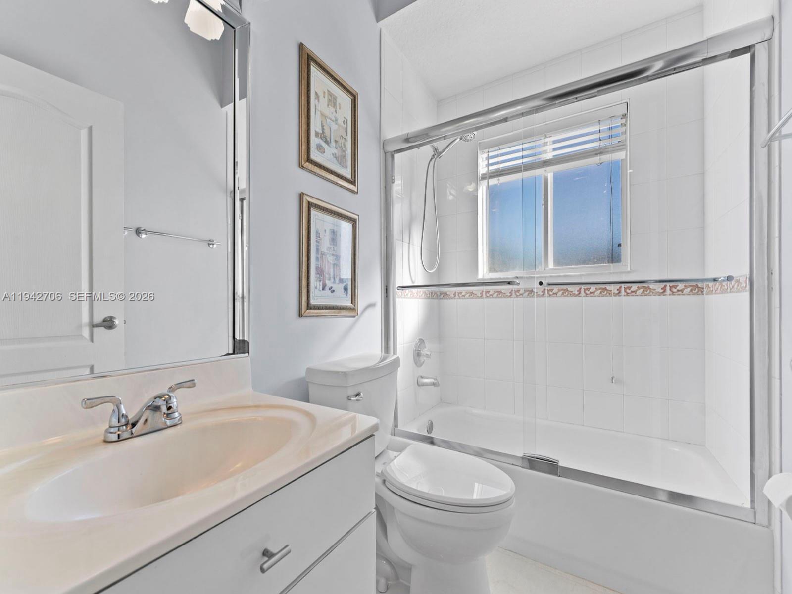 8945 SW 162nd Ter Palmetto Bay, FL 33157