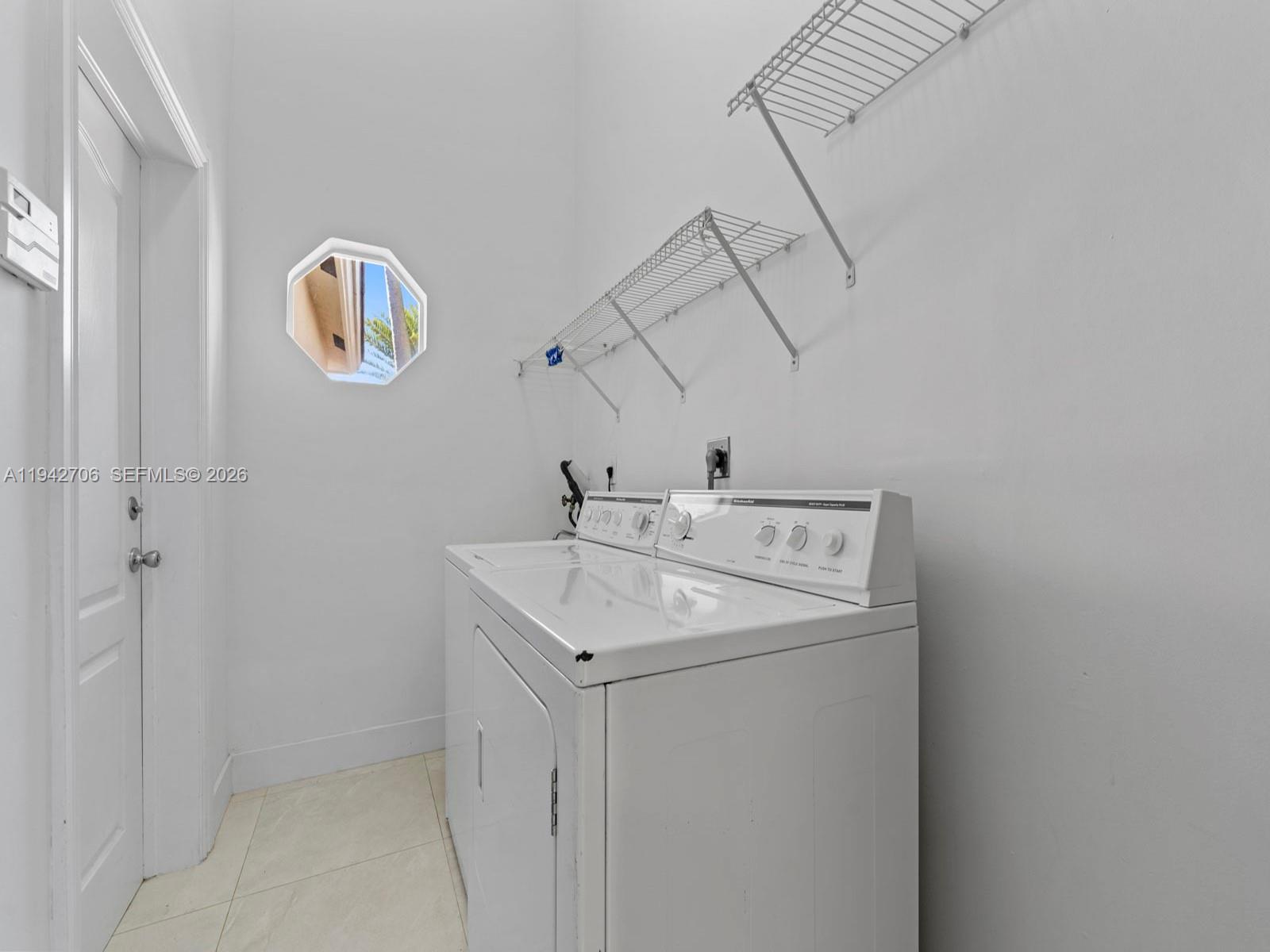 8945 SW 162nd Ter Palmetto Bay, FL 33157