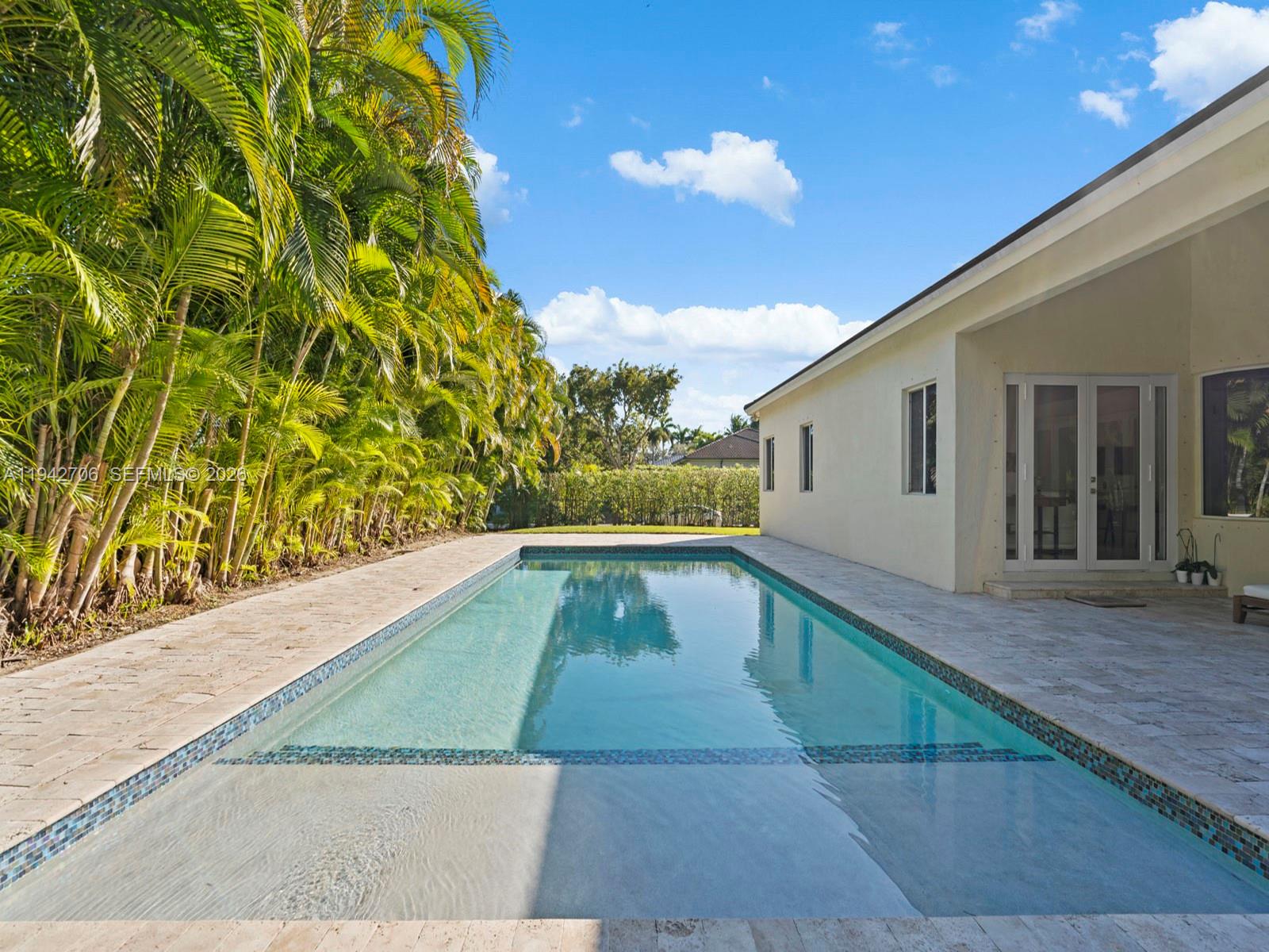 8945 SW 162nd Ter Palmetto Bay, FL 33157